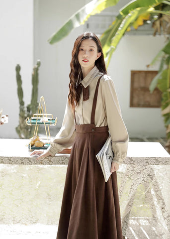 Hosenträgerrock / Bluse aus Cord-Wildleder