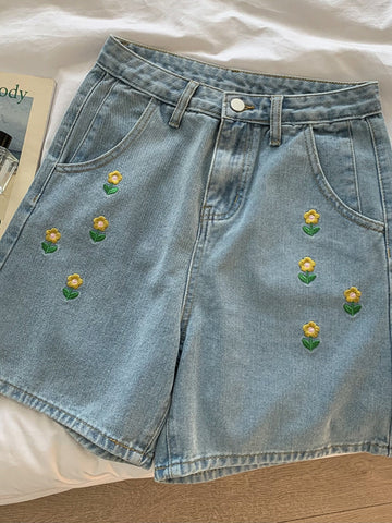 Shorts mit Blumenstickerei