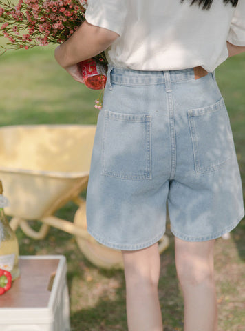 Little Tulip Embroidered Shorts