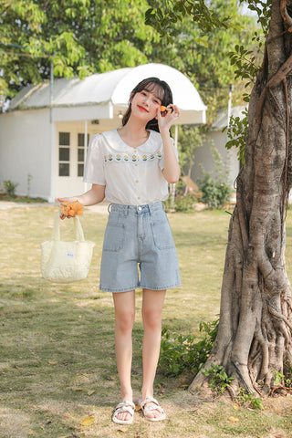 Daisy Chain Scalloped Blouse