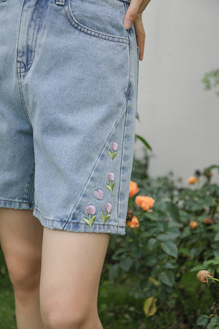 Tulip Tips Embroidered Shorts