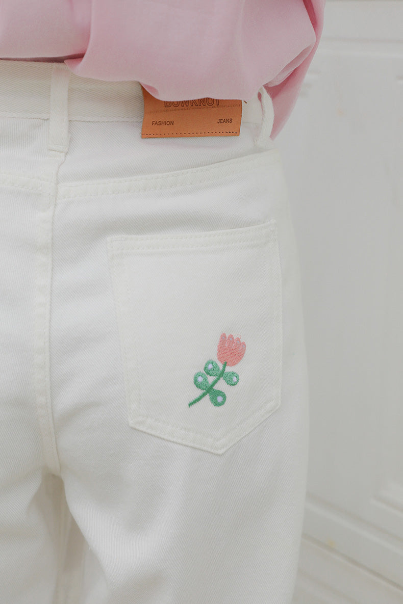 Tulip Pocket Embroidered Jeans