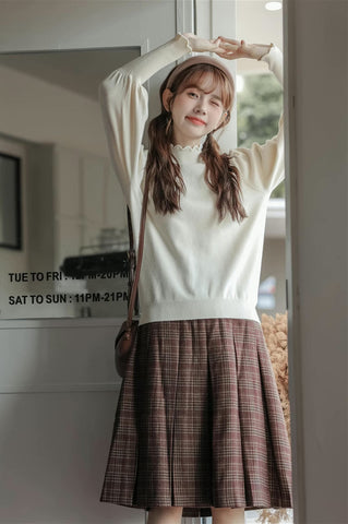 Scallop Trim Puff Sleeve Sweater