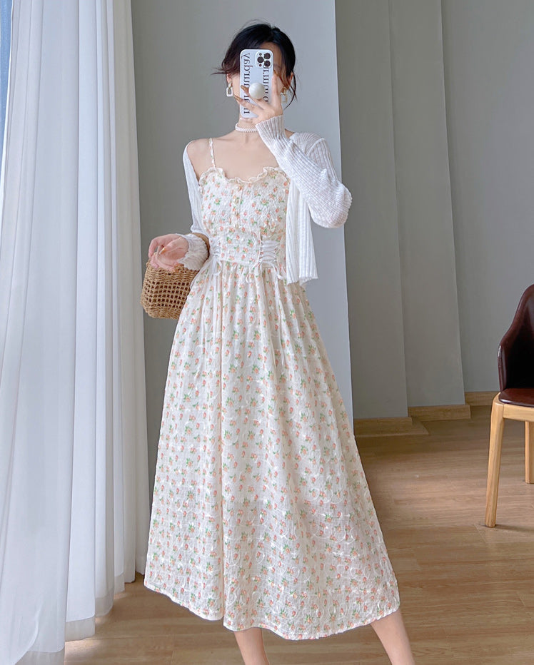 Vestido camisola con cordones y estampado floral de primavera