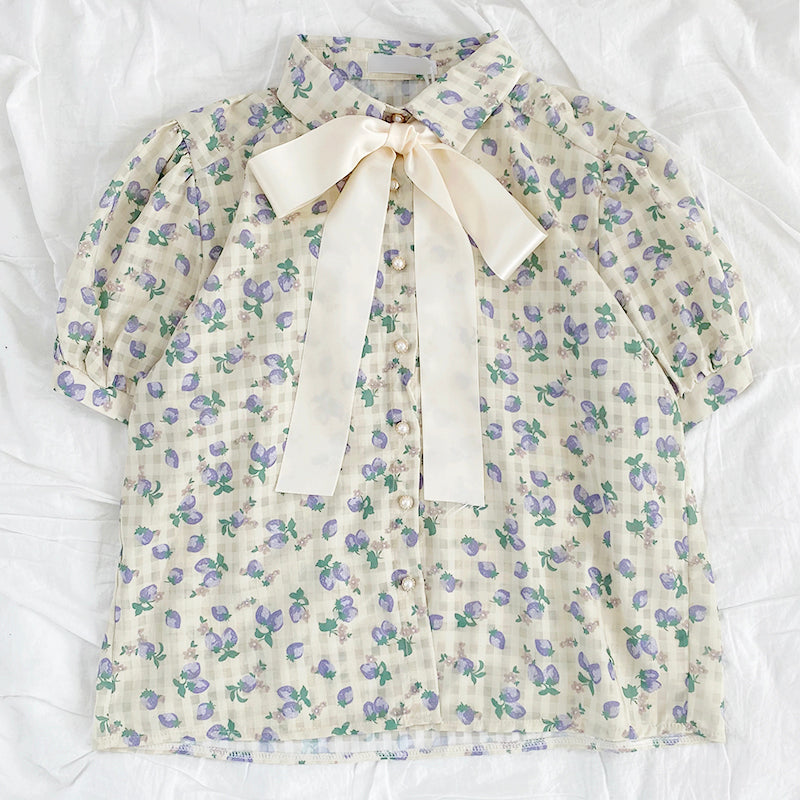 Camisa abotonada de cuadros escoceses con fresas