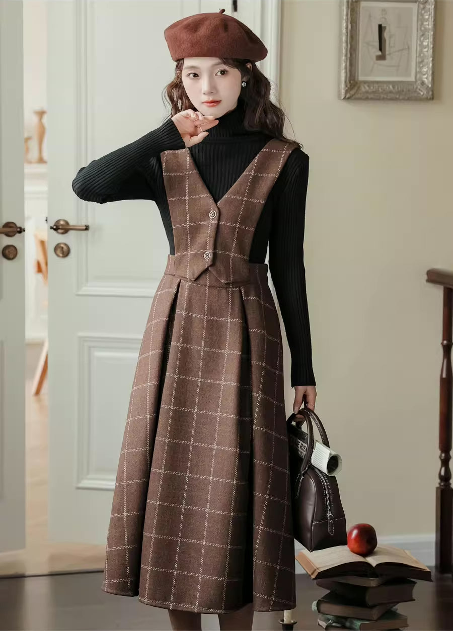 Vestido tipo pichi con chaleco a cuadros