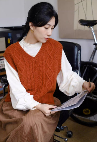Maple Cable Knit Vest