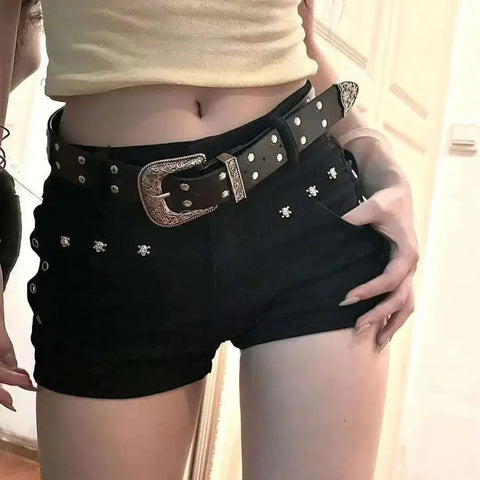 American Girl Dark Y2k Hip-packing Black Pants Rivet Design Sense Denim Shorts Low Waist Slim Pants