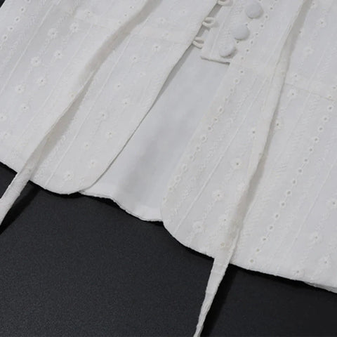 y2k Tank Top Clothes White Flower Embroidery Mock Neck Front Cutout Sleeveless T Shirt Vest Streetwear