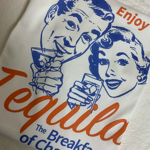 Genießen Sie Tequila Retro T-Shirt