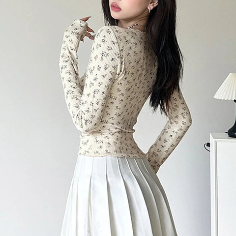 Voguable French Style Floral Print Knitted Tops Beige Color Lace Stitching V-neck Milkmaid T-shirt Cute Coquette Tees Y2K