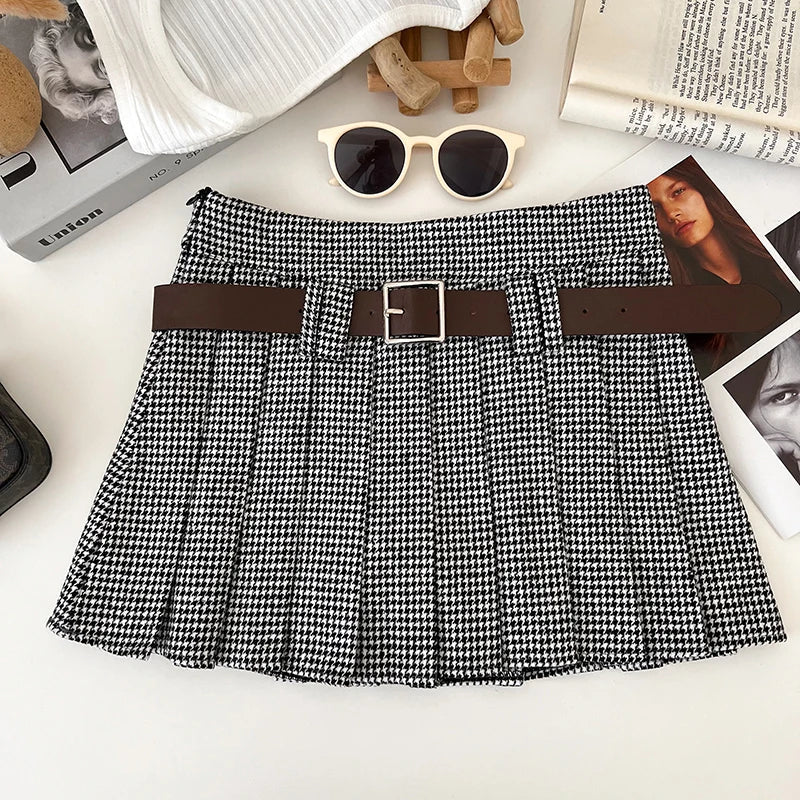 Y2K Low Rise Houndstooth Mini Skirt with Belt Woolen Pleated Mini Skirt Ladies Winter Outfit