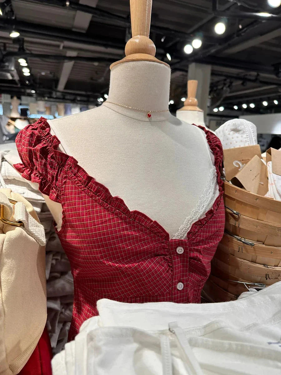 Ruffles White Basic Blouse Top for Woman Folds Single Breasted Sleeveless Tank Tops Casual Cotton Vest Y2k Sweet Camisole