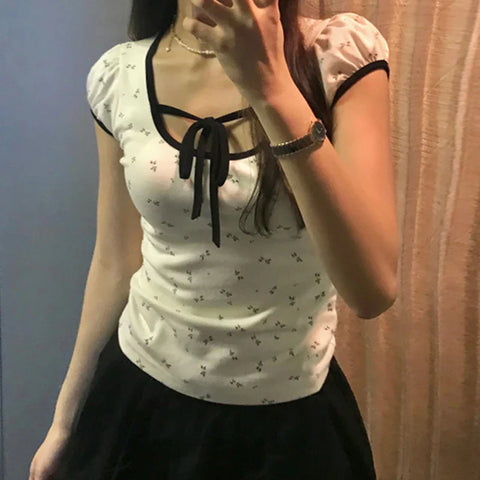 Voguable  Y2K Floral Print T-shirt Contrast Color Lace-up Square Collar Short Sleeve Tops French Style Cute Tees