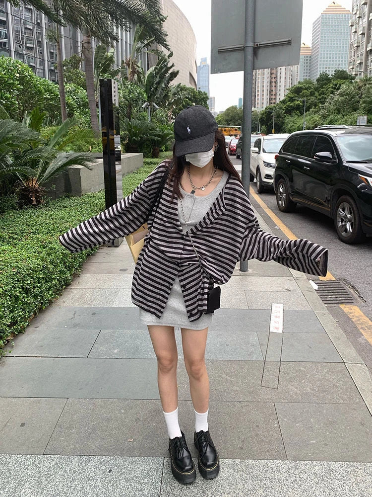 Voguable  Harajuku Y2k Top Black Gray Striped Cardigan Loose Casual Long-Sleeved Top Woman Clothes Grunge Korean Fashion