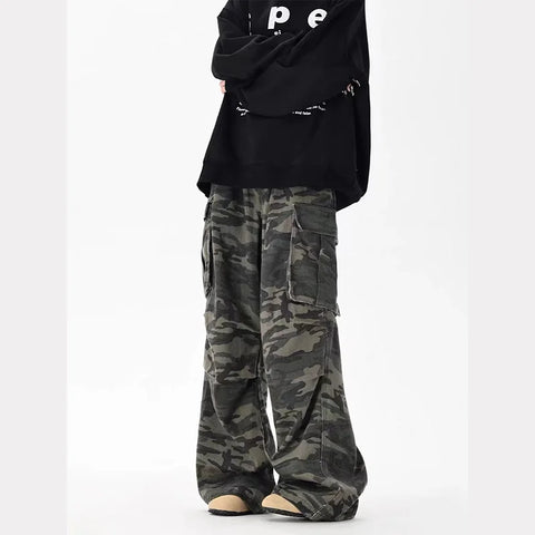 Camouflage Jeans Man Y2K Hip Hop Vintage High Waisted Jeans Straight Streetwear Casual Loose Large Size Wide Leg Denim Pants