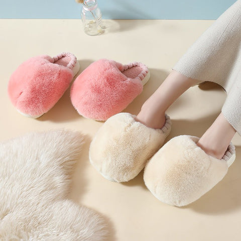 Zapatillas de peluche con forma de pelota