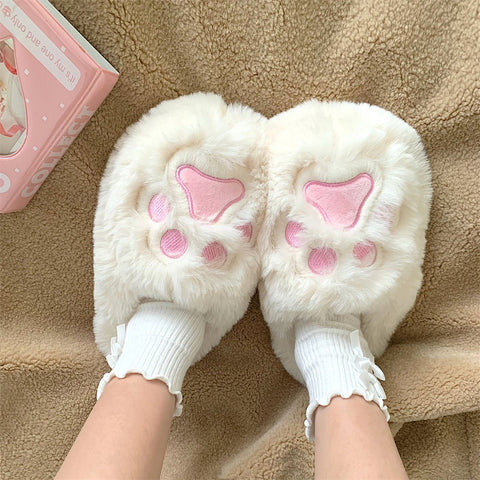 Pantuflas de piel con forma de pata de gatito grande