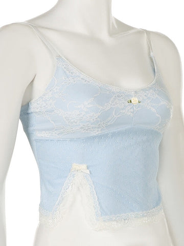 Sommer-Camisole mit Blumenspitze