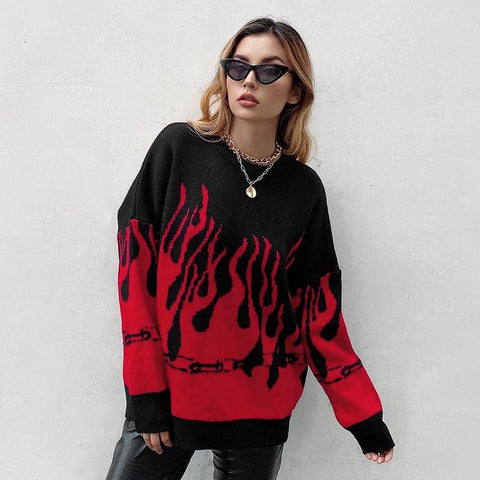 Pullover mit Feuerflammen-Print