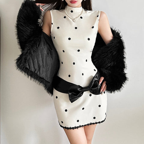 A Figure-Hugging Printed Dress