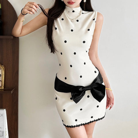 A Figure-Hugging Printed Dress