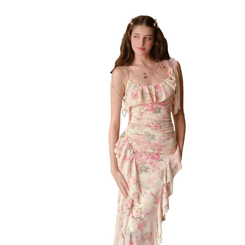 Figure-Hugging Irregular-Shaped Dress
