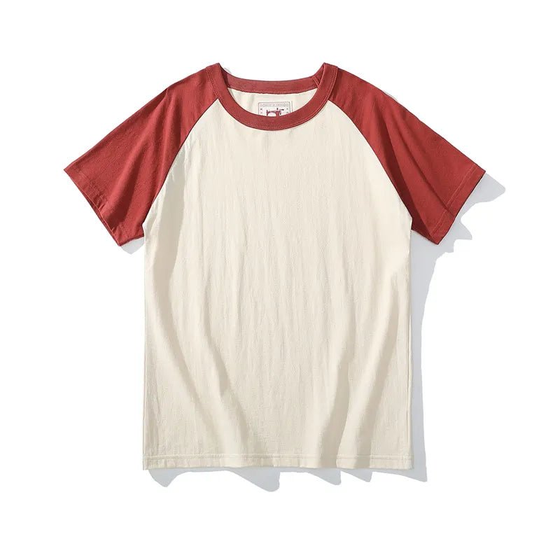 Camiseta estilo retro con mangas coloridas