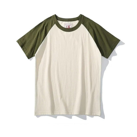 Camiseta estilo retro con mangas coloridas