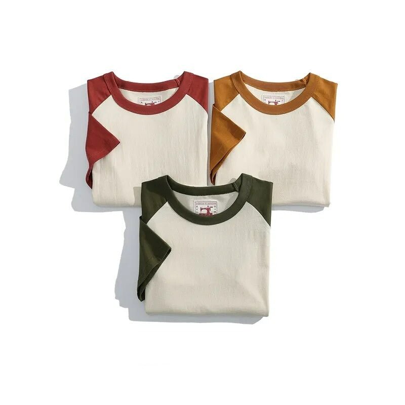 Camiseta estilo retro con mangas coloridas