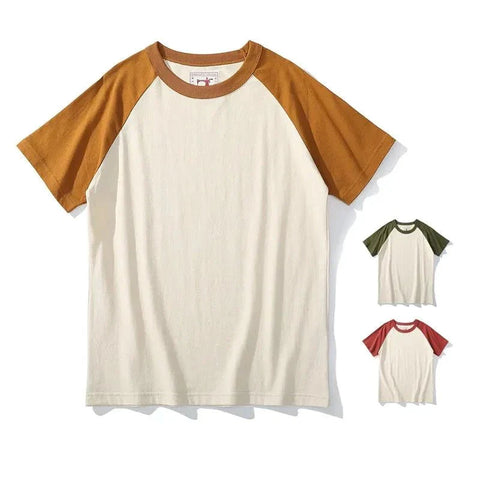 Camiseta estilo retro con mangas coloridas