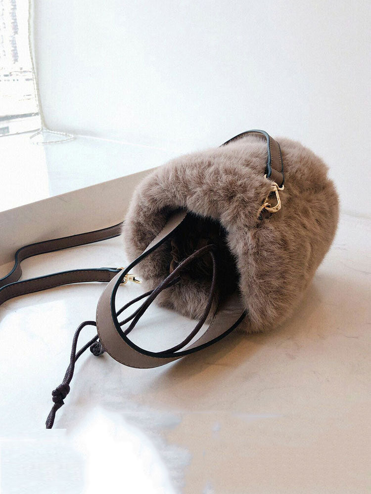 Fluffy Bucket Bag