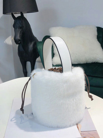 Fluffy Bucket Bag