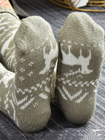 Calcetines navideños con pompones y estampado de copos de nieve de alce