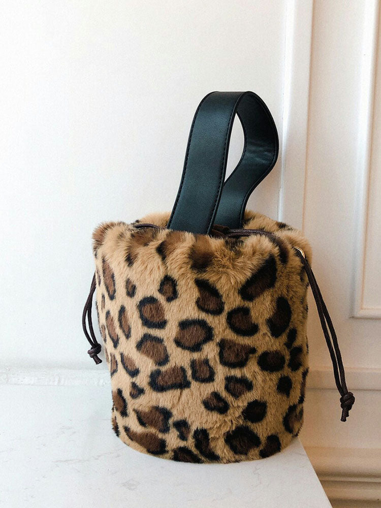 Fluffy Bucket Bag