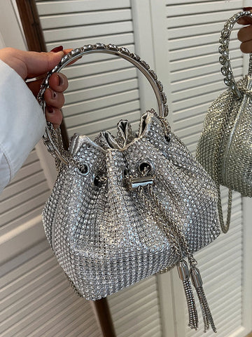 Bolso tipo cubo con decoración de diamantes de imitación