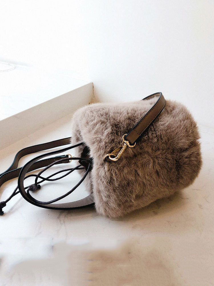 Fluffy Bucket Bag