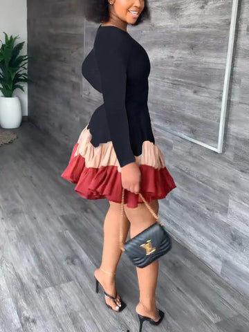 Minikleid mit Rüschen und Farbblockdesign