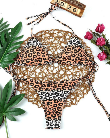 Bikini neón triangular con cordones y estampado de leopardo