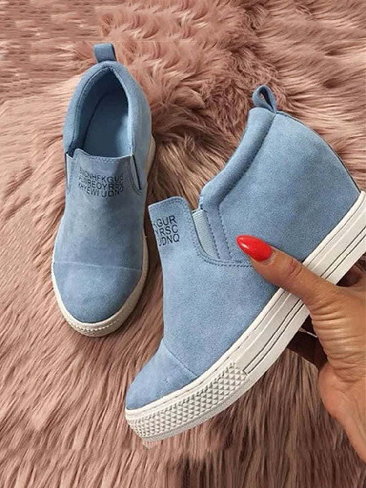 Suede Letter Pattern Casual Sneakers