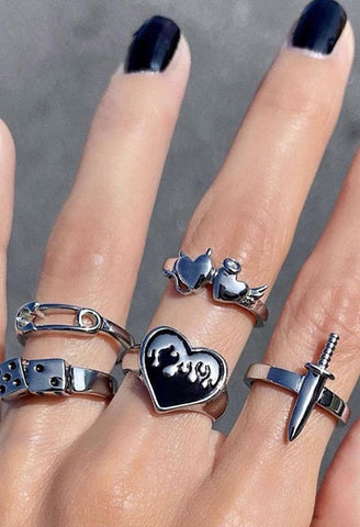 5 anillos de corazón Y2k