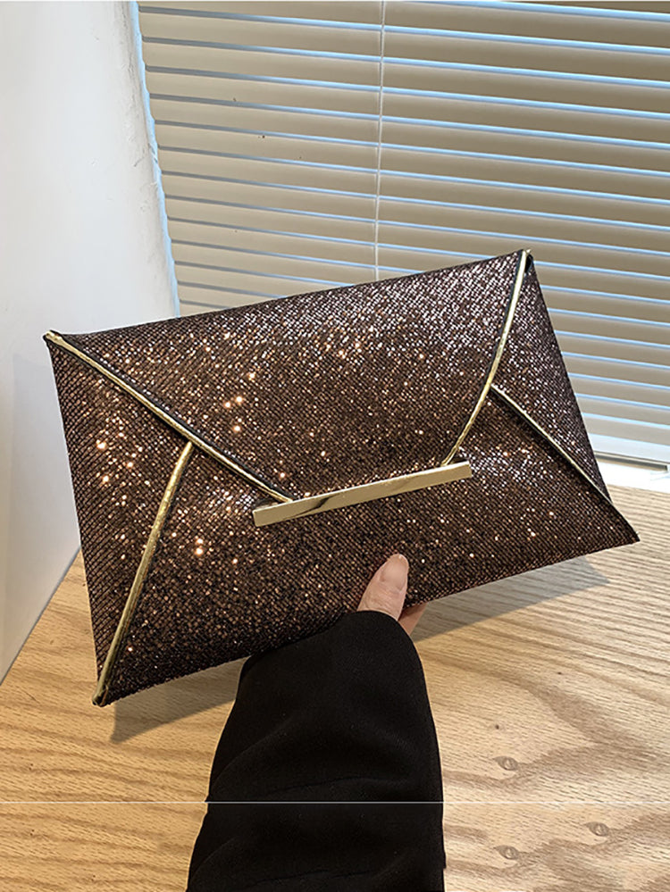 Clutch mit glitzerndem Paillettendekor