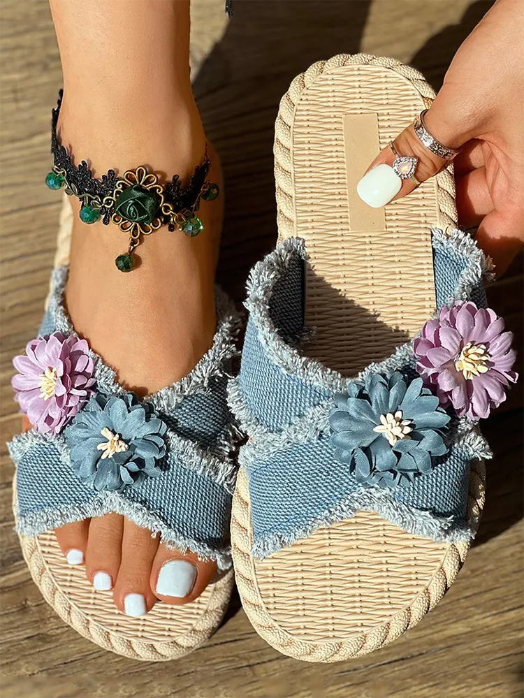 Sandalias de playa con tiras de mezclilla