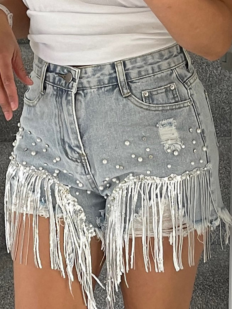 Jeansshorts mit Paillettenquaste und Perlen