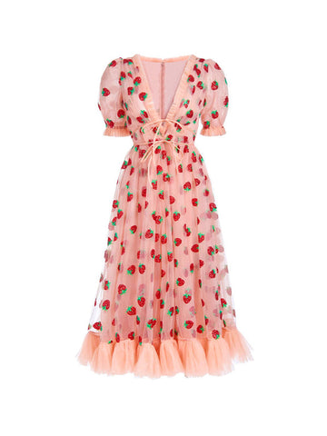 Vestido largo plisado de malla con fresas y lentejuelas