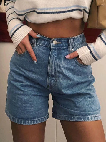 Basic-Shorts aus gewaschenem Denim