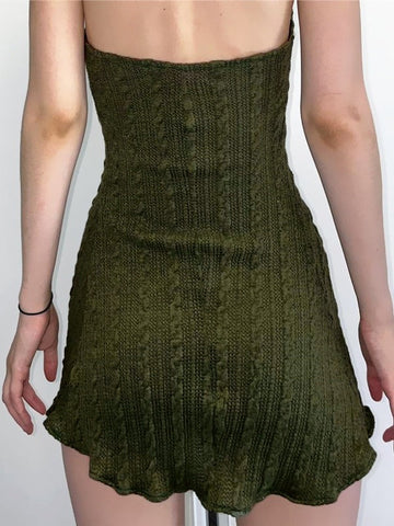 Vestido mini de punto verde con cuello halter