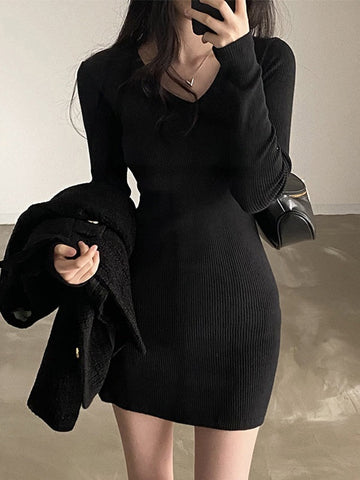 Knitted Black Long Sleeve Mini Dress