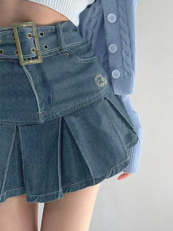 Buckle Belt Pleated Denim Mini Skirt