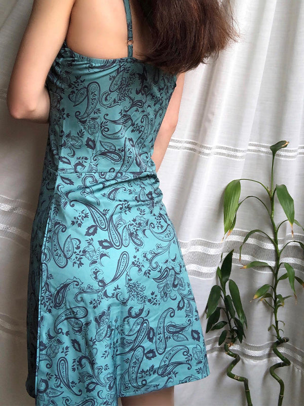 Minikleid mit Schnürung und Paisley-Print